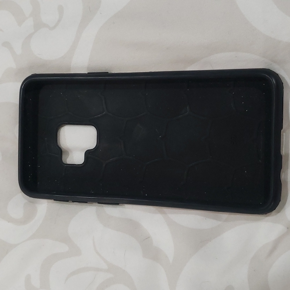 Qty-4 Galaxy S9 phone case - Picture 7 of 9